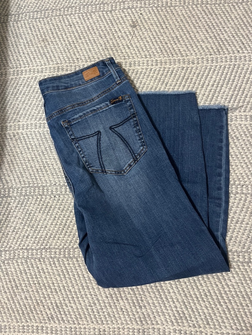 Women’s Seven Straight Crop Jean